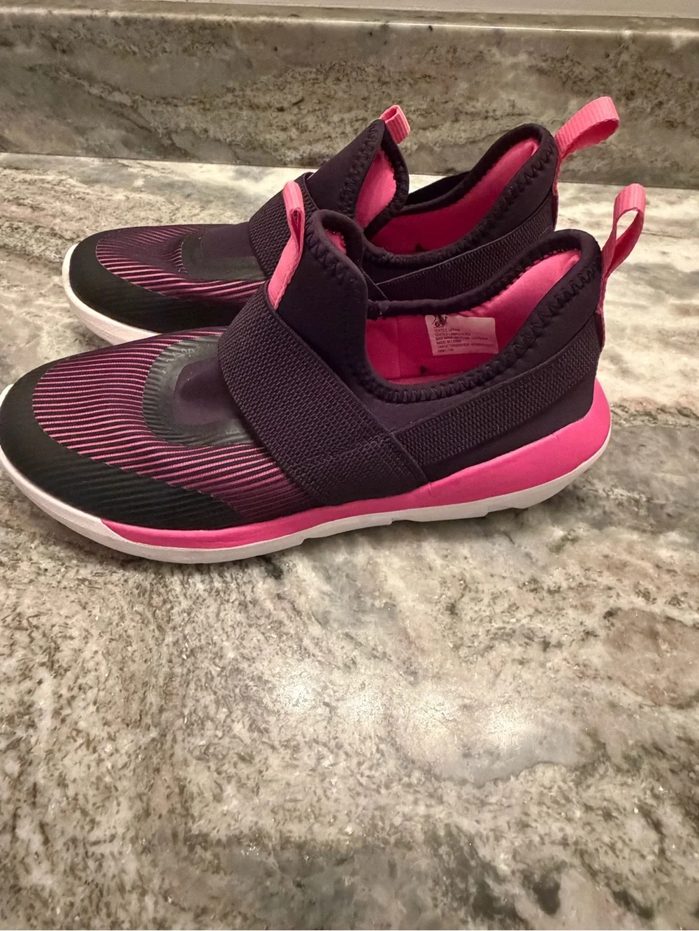 All in Motion Kids Pink Purple Slip On Athletic Sneakers Stretch Strap Size 6